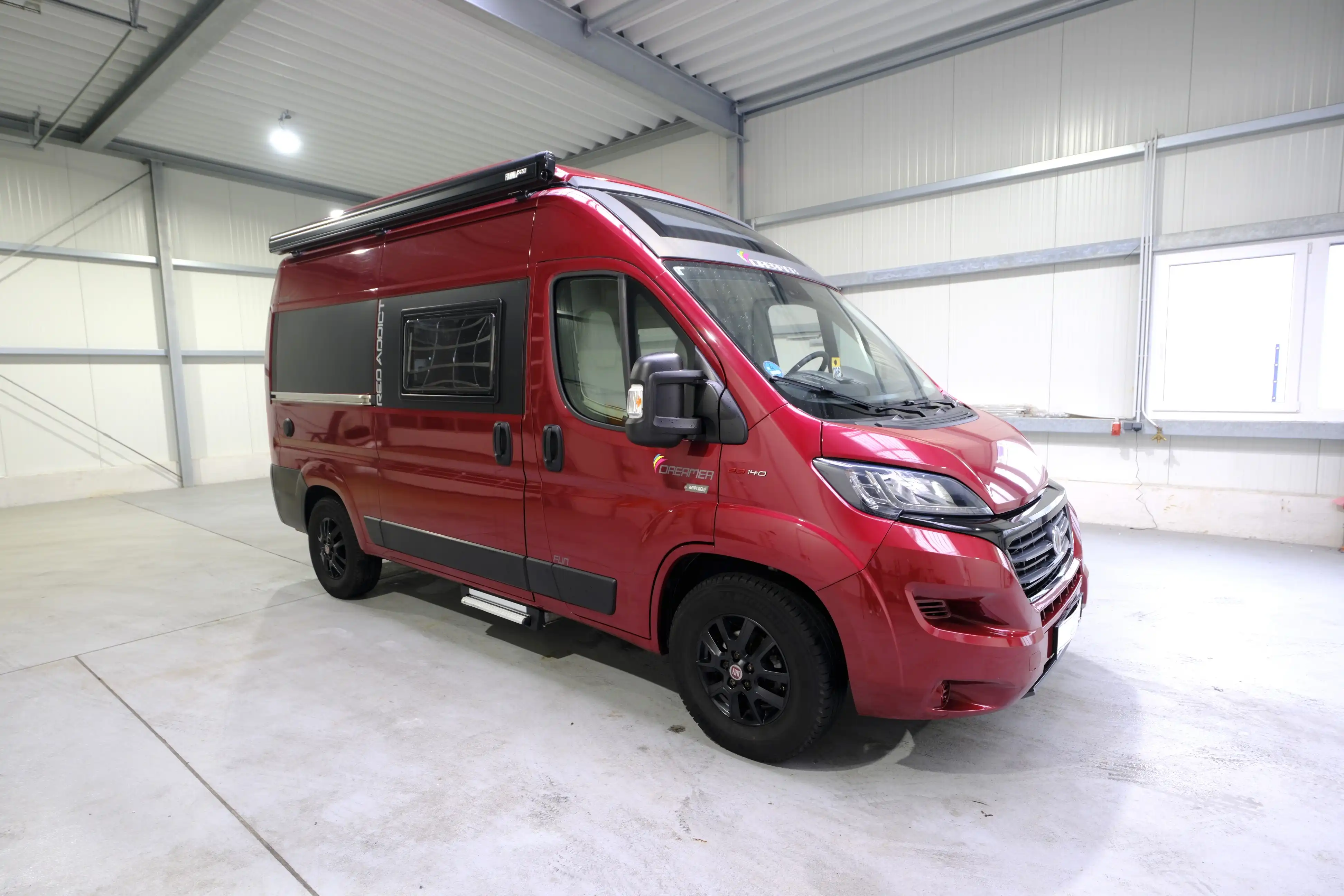 DREAMER D 43 Red Addict